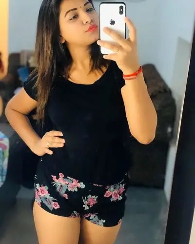 Morshi Escorts